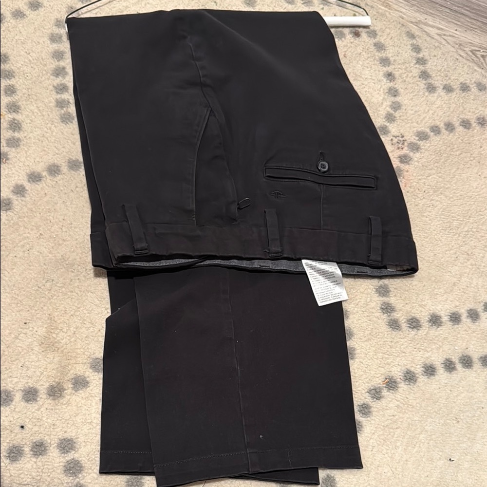 Dockers Men's Black Dress Pants